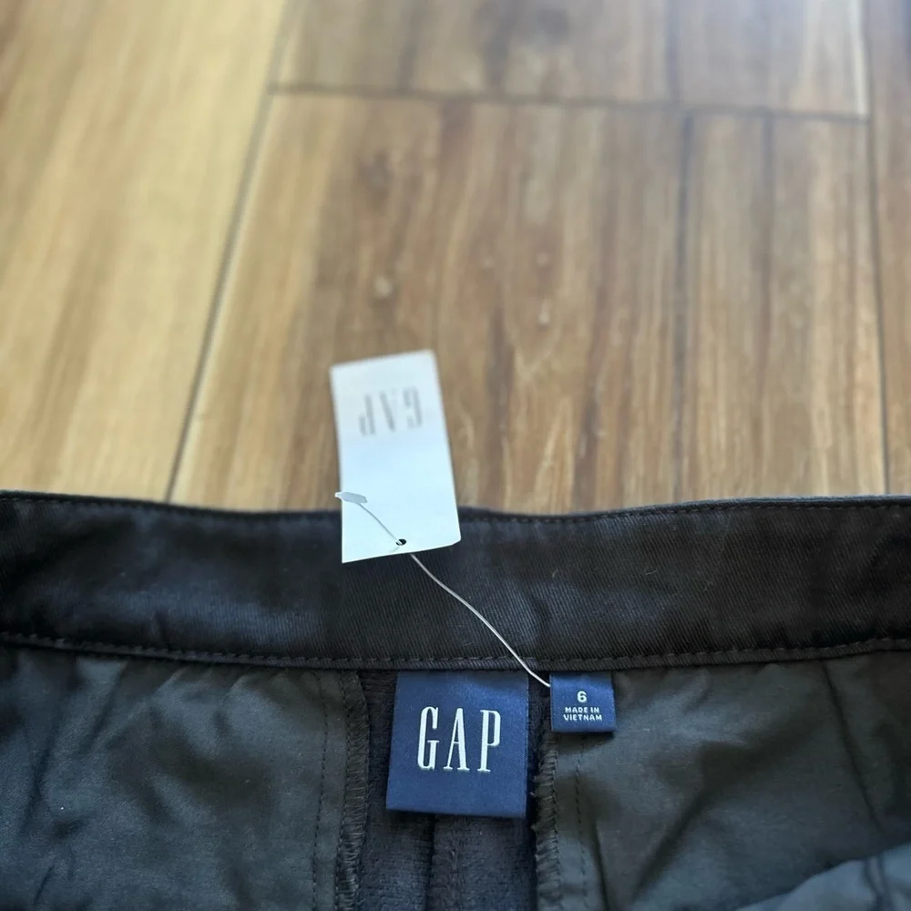 GAP womens vegan leather cargo midi skirt size 6 NWT